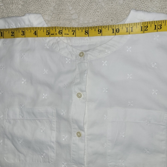 Loft White Embroidered Button-Up Blouse with Cap Short Sleeves Size Small - Picture 10 of 10